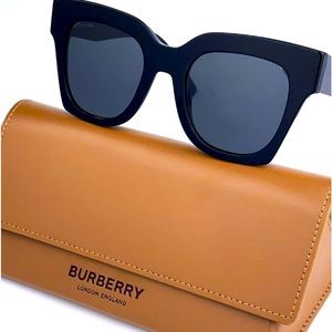NEW Burberry BE4364 KITTY 399387 Black Dark Gray Square Unisex Sunglasses